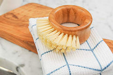 Load image into Gallery viewer, Full Circle The Ring Fruit and Vegetable 2 in 1 Mushroom Cleaning Brush, White