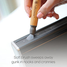 Load image into Gallery viewer, Full Circle Control Alt Clean 3-in-1 Electronics Cleaning Brush Set and Screen Wiper