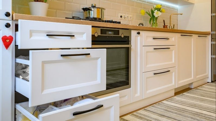 12 Best Pantry Pull-Out Shelf Ideas To Try In Smaller Kitchens